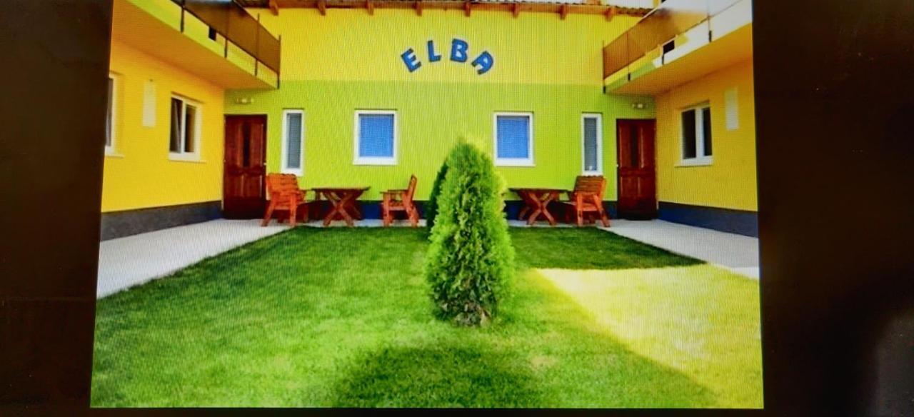 Apartmany Elba Velky Meder Exterior photo